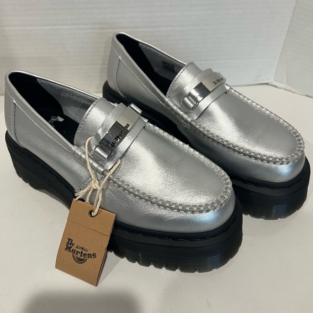 Dr. Martens Penton II Quad Metallic Leather Loafers in silver. Size M7 or W8